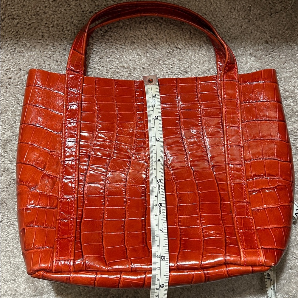 FAUX Croc-Embossed Leather Tote Bag - Red - Picture 12 of 16